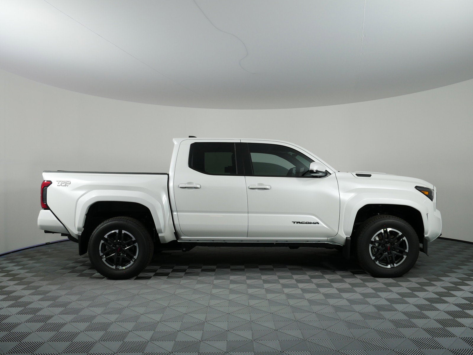 2026 Toyota Tacoma i-FORCE MAX Tacoma TRD Sport