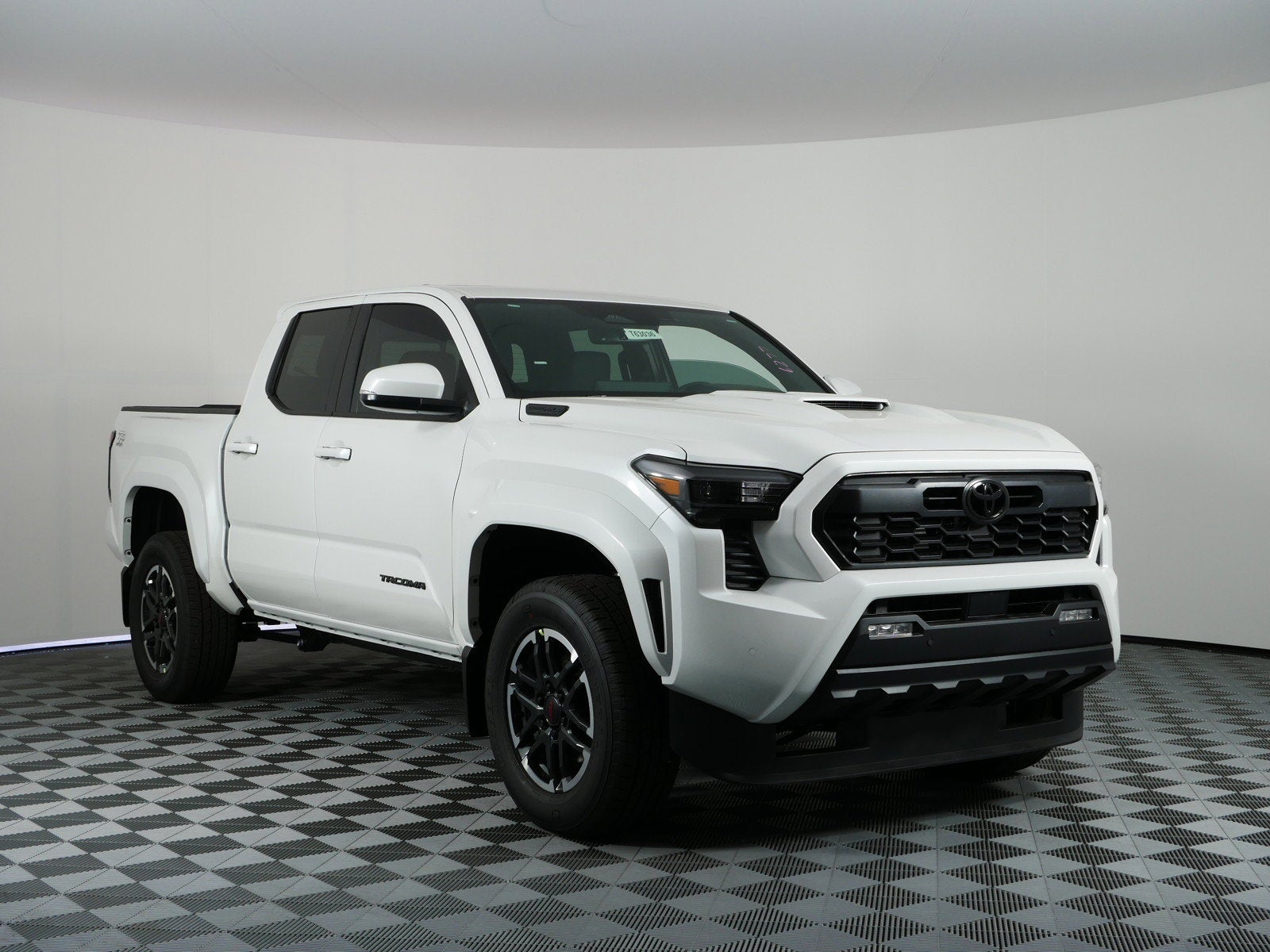 2026 Toyota Tacoma i-FORCE MAX Tacoma TRD Sport