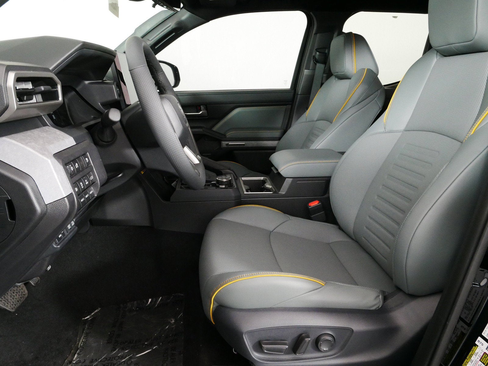 2026 Toyota Tacoma i-FORCE MAX Tacoma Trailhunter