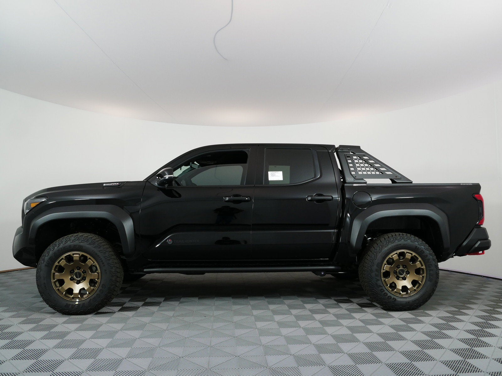 2026 Toyota Tacoma i-FORCE MAX Tacoma Trailhunter