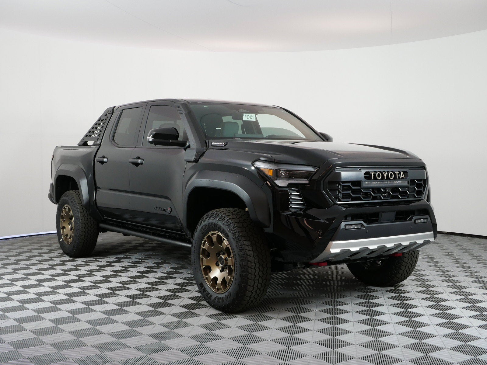 2026 Toyota Tacoma i-FORCE MAX Tacoma Trailhunter