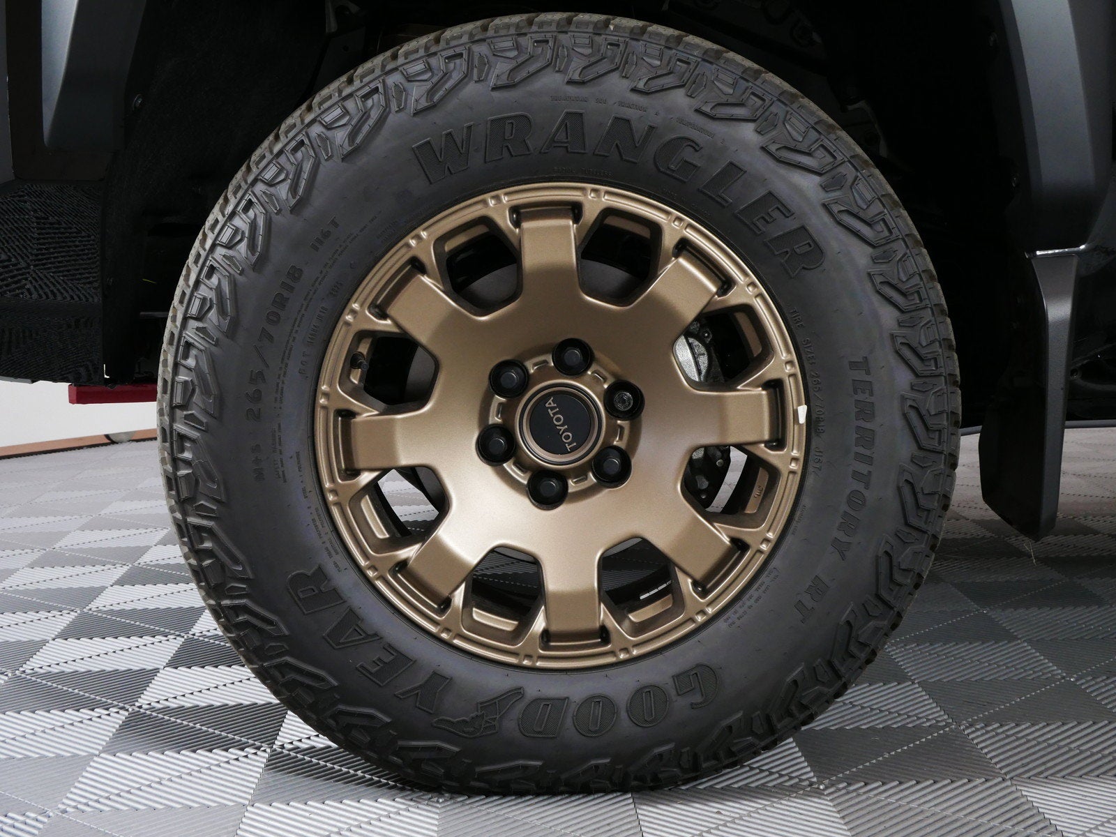 2026 Toyota Tacoma i-FORCE MAX Tacoma Trailhunter