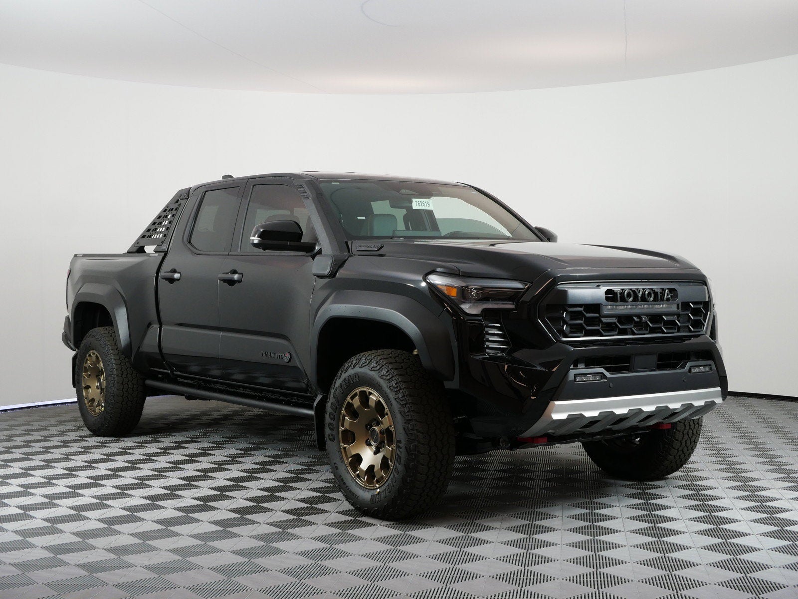 2026 Toyota Tacoma i-FORCE MAX Tacoma Trailhunter