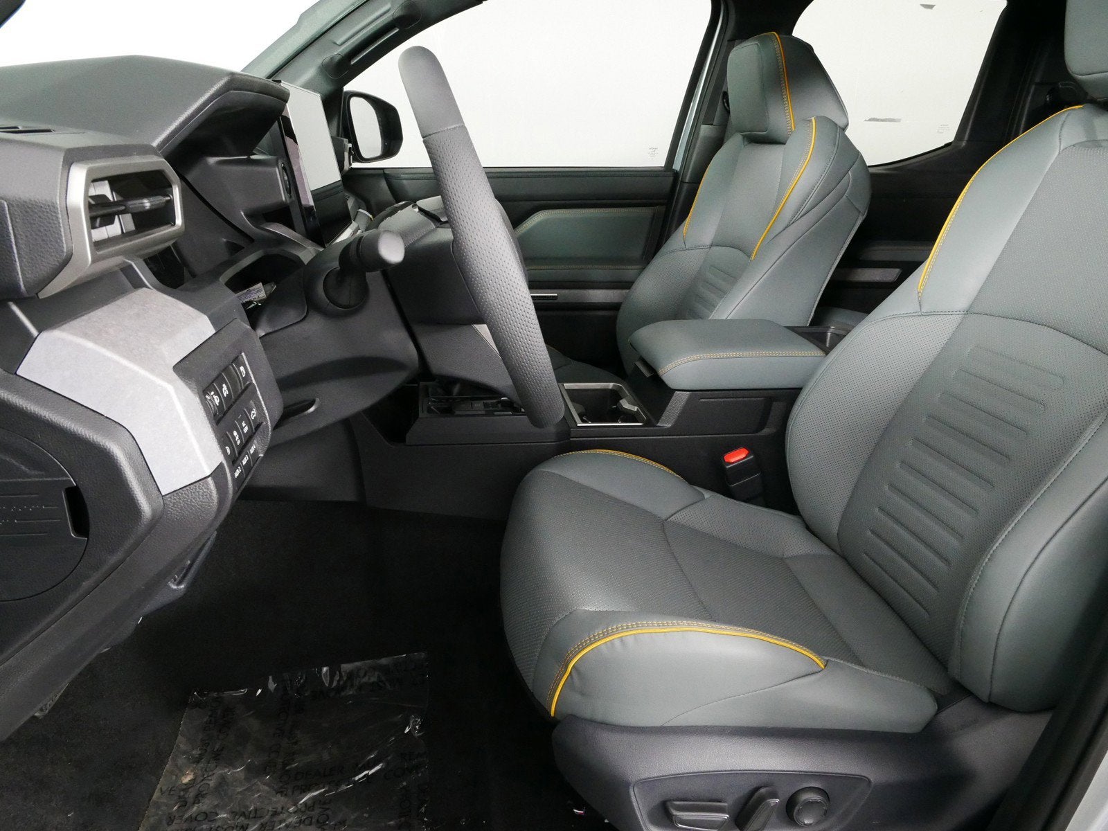 2026 Toyota Tacoma i-FORCE MAX Tacoma Trailhunter