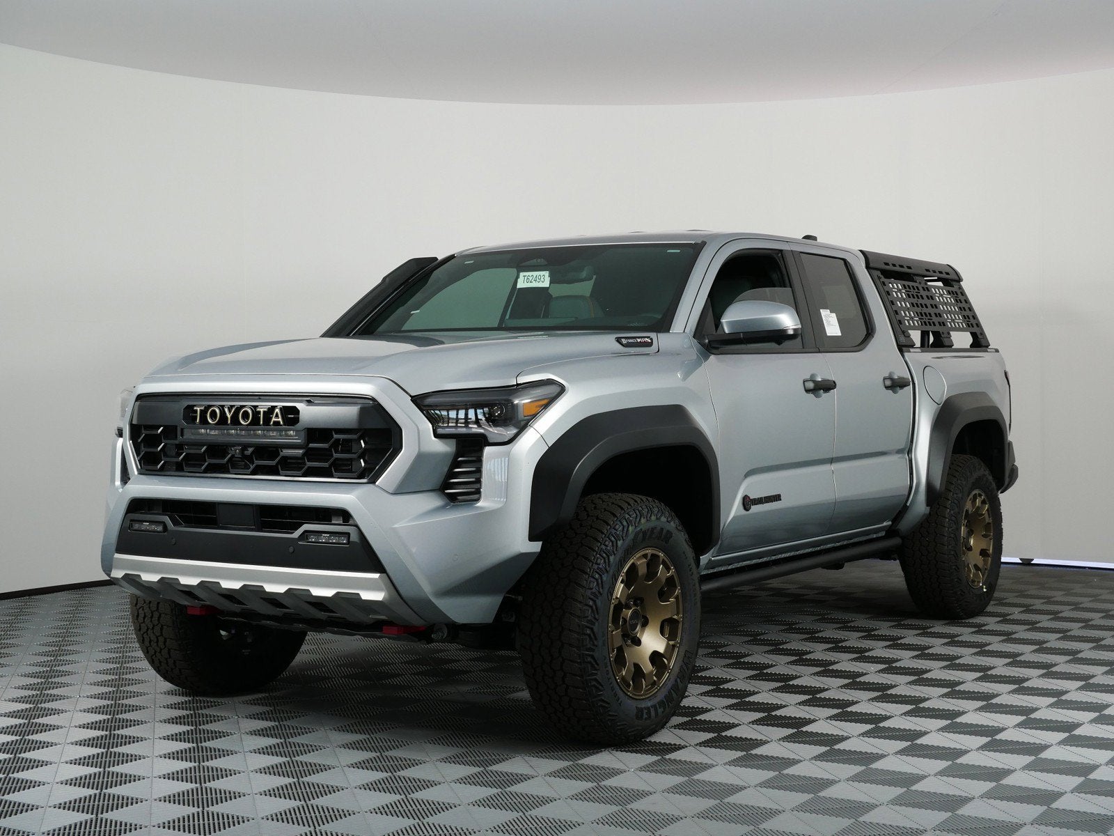 2026 Toyota Tacoma i-FORCE MAX Tacoma Trailhunter
