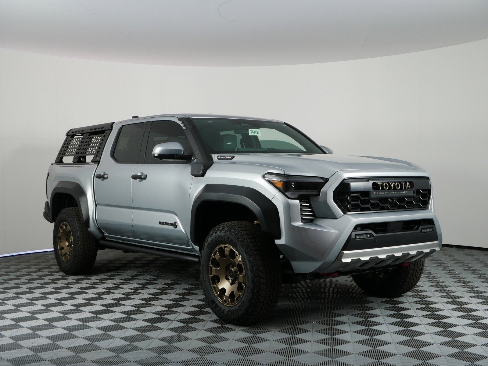2026 Toyota Tacoma i-FORCE MAX Tacoma Trailhunter