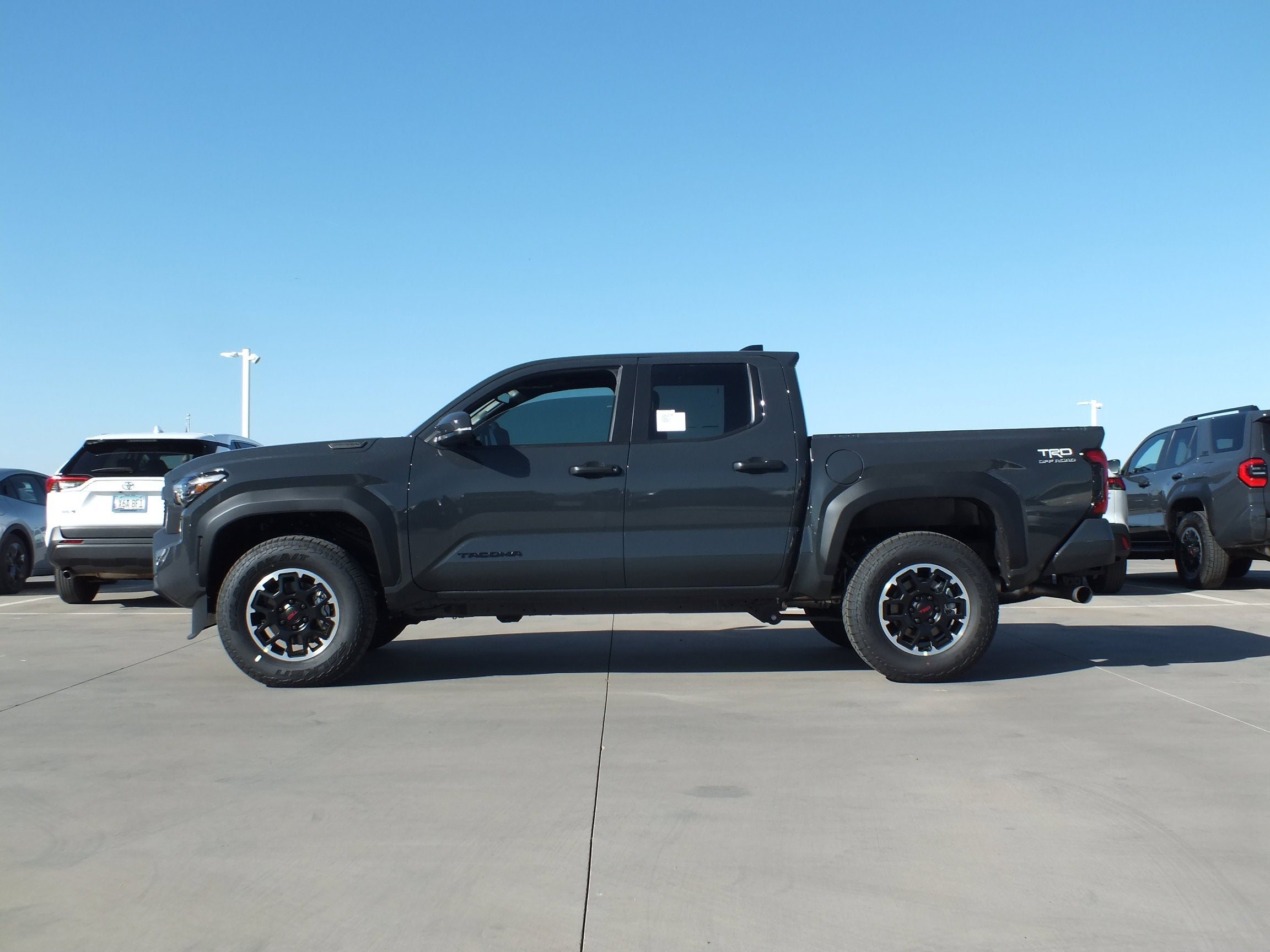 2026 Toyota Tacoma i-FORCE MAX Tacoma TRD Off-Road