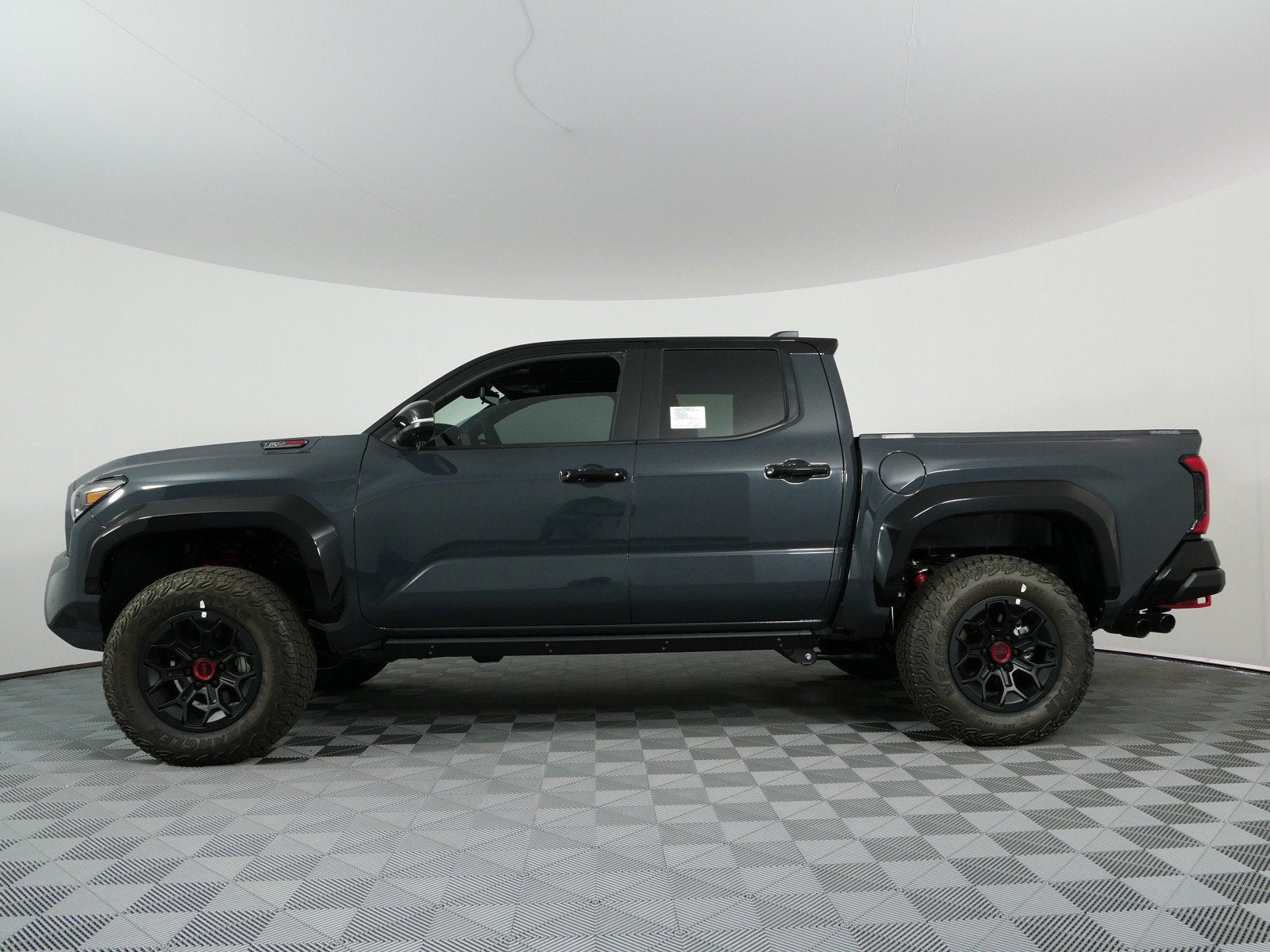 2026 Toyota Tacoma i-FORCE MAX Tacoma TRD Pro