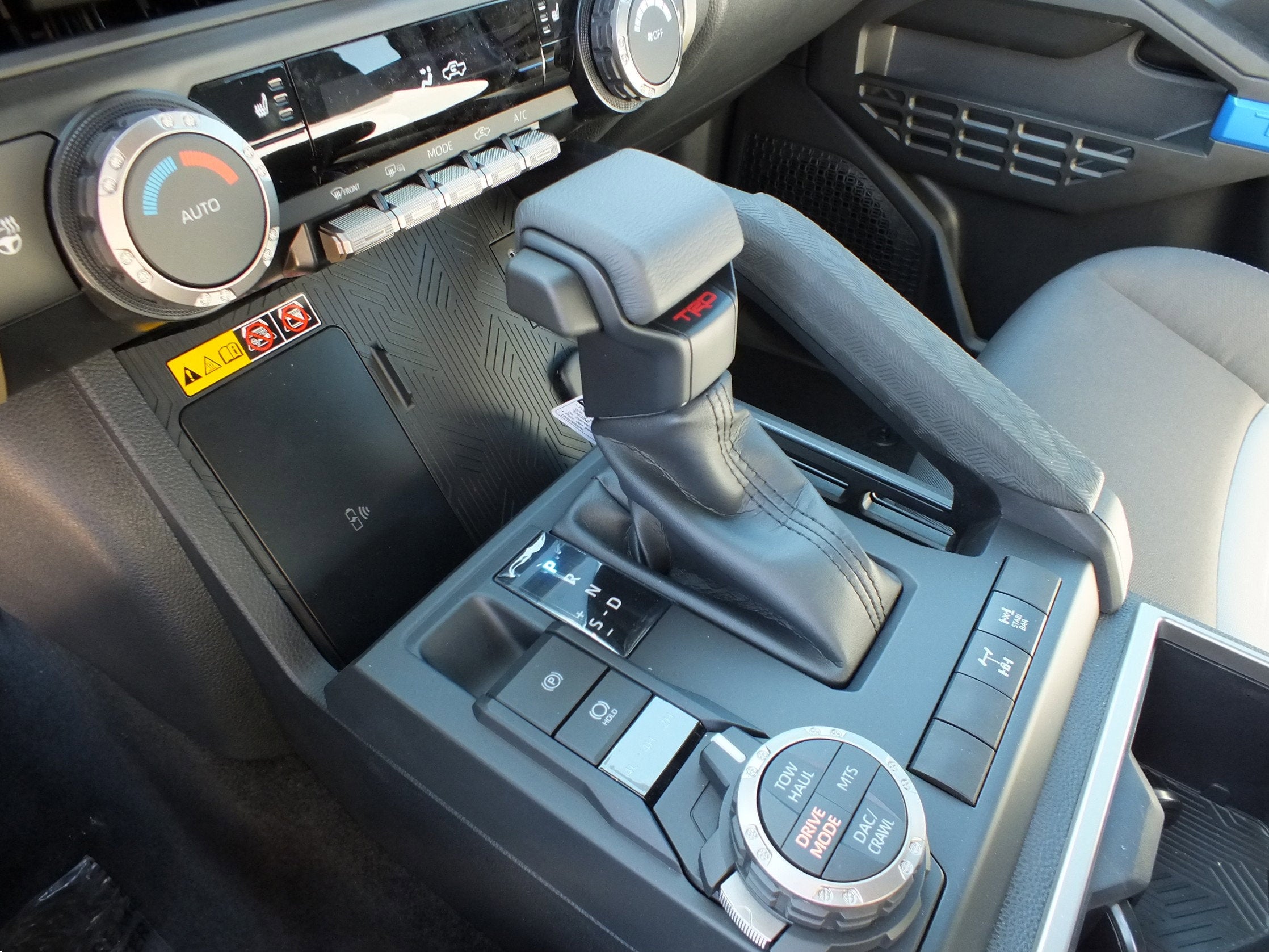 2025 Toyota Tacoma i-FORCE MAX Tacoma TRD Off-Road