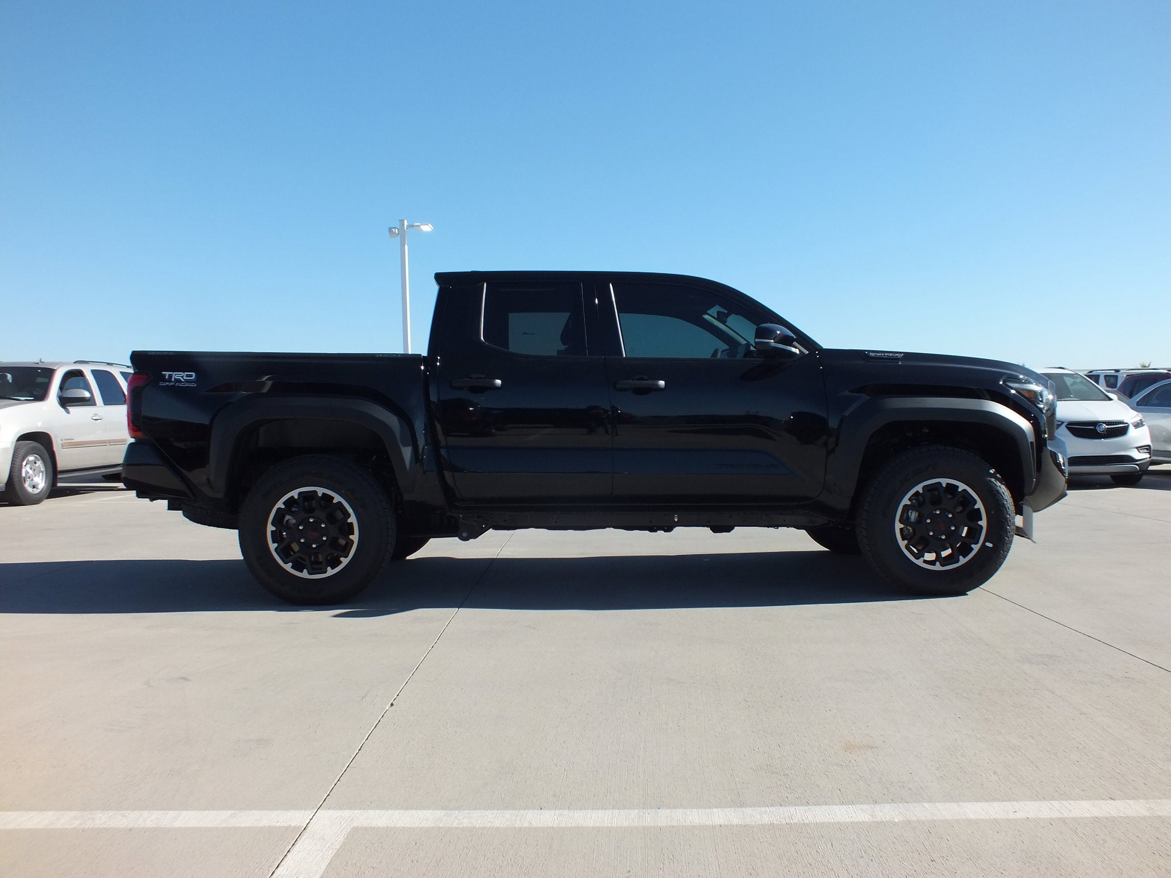 2025 Toyota Tacoma i-FORCE MAX Tacoma TRD Off-Road
