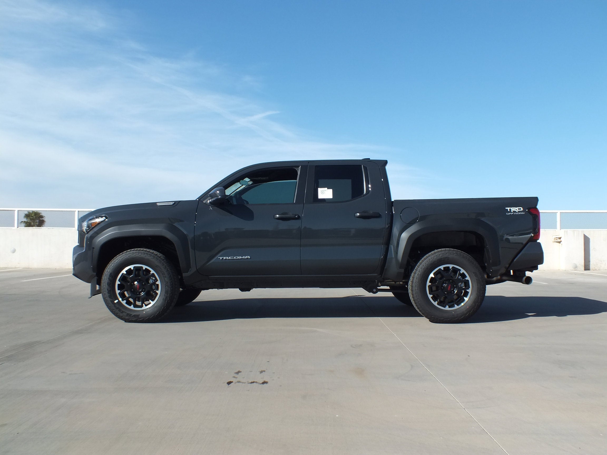 2026 Toyota Tacoma i-FORCE MAX Tacoma TRD Off-Road