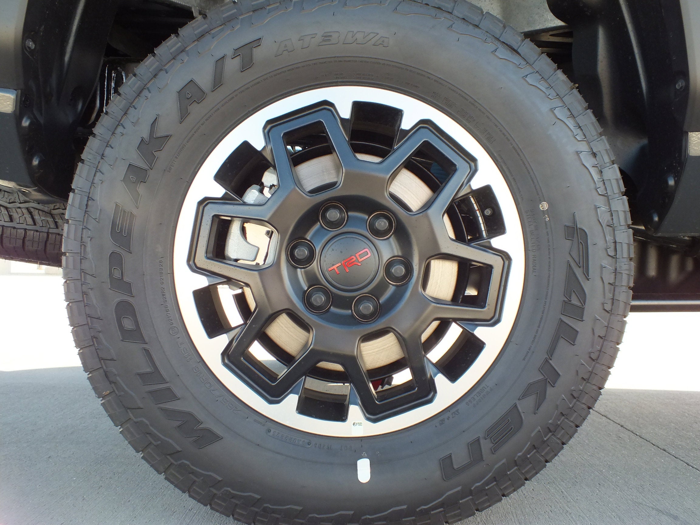 2026 Toyota Tacoma i-FORCE MAX Tacoma TRD Off-Road