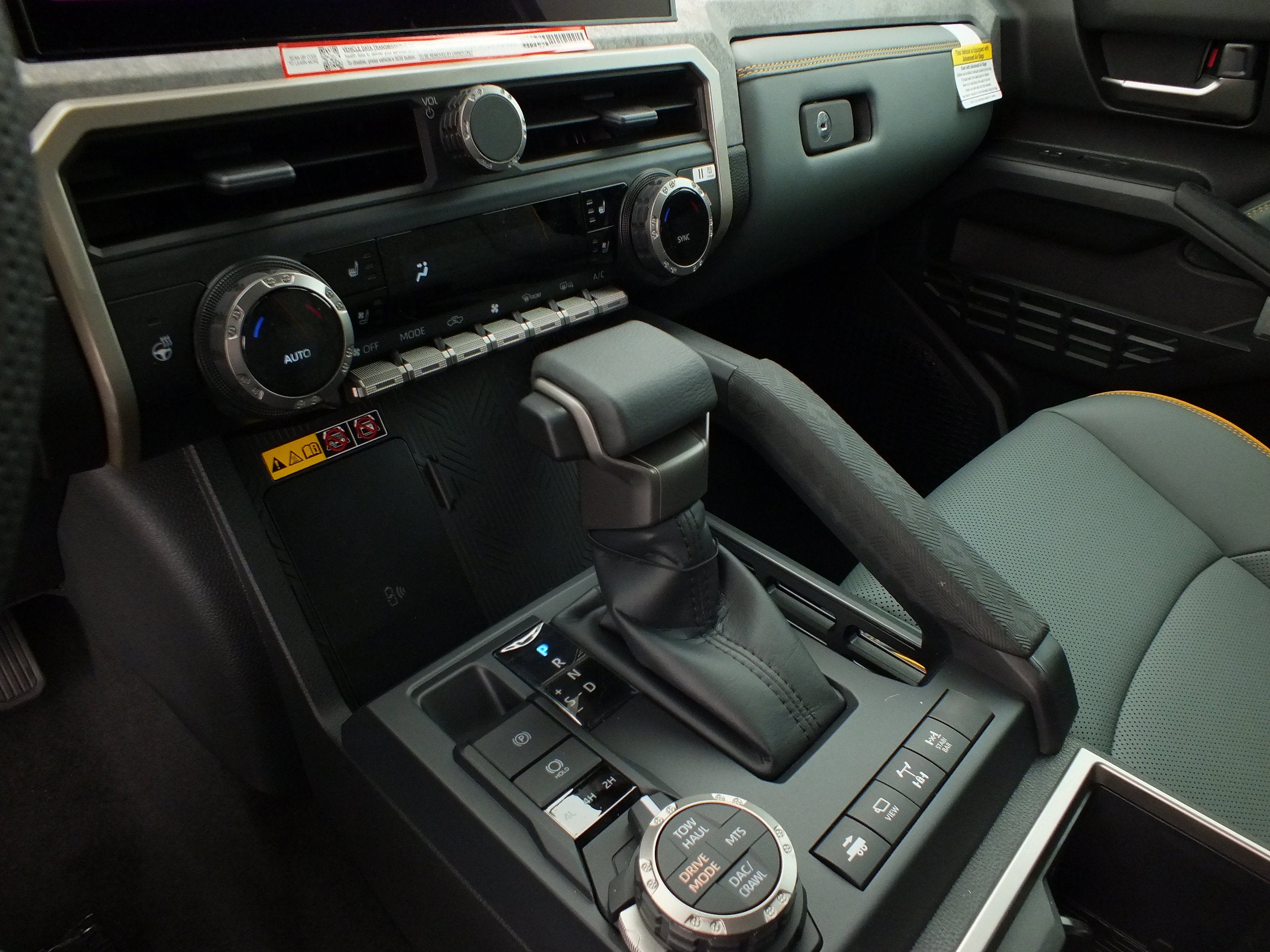 2026 Toyota Tacoma i-FORCE MAX Tacoma Trailhunter