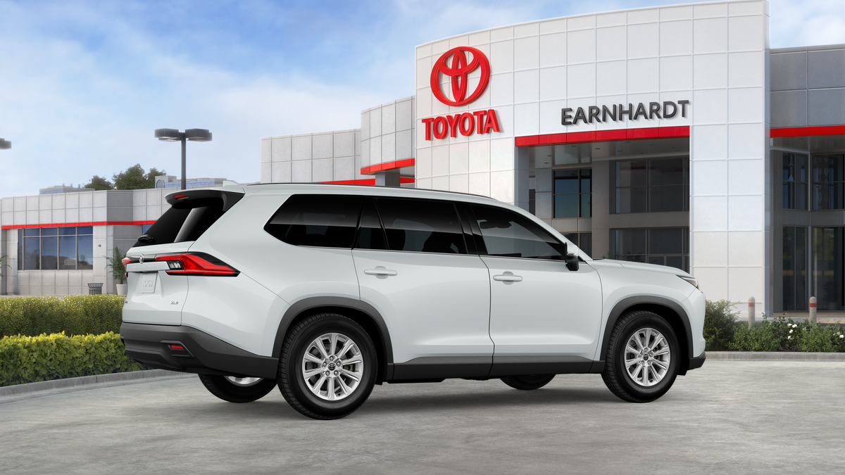 2026 Toyota Grand Highlander Hybrid XLE