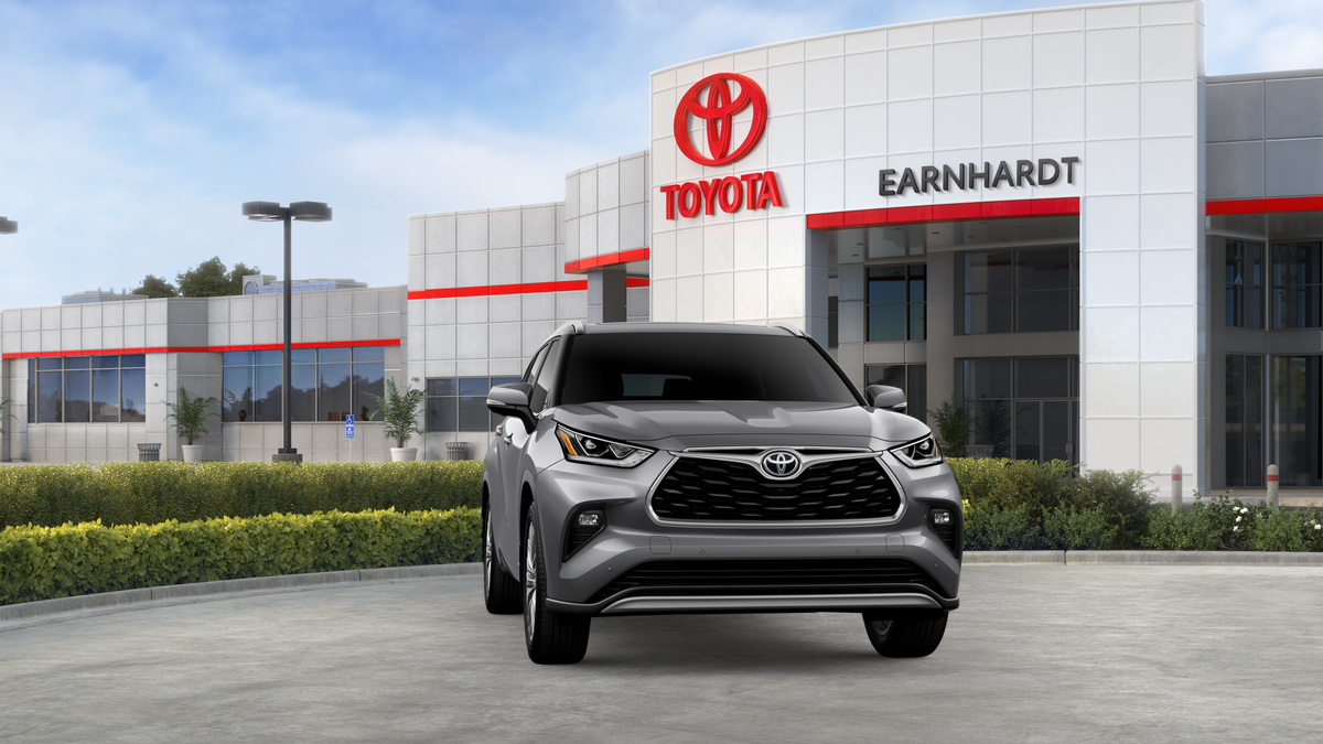 2026 Toyota Highlander Hybrid Platinum