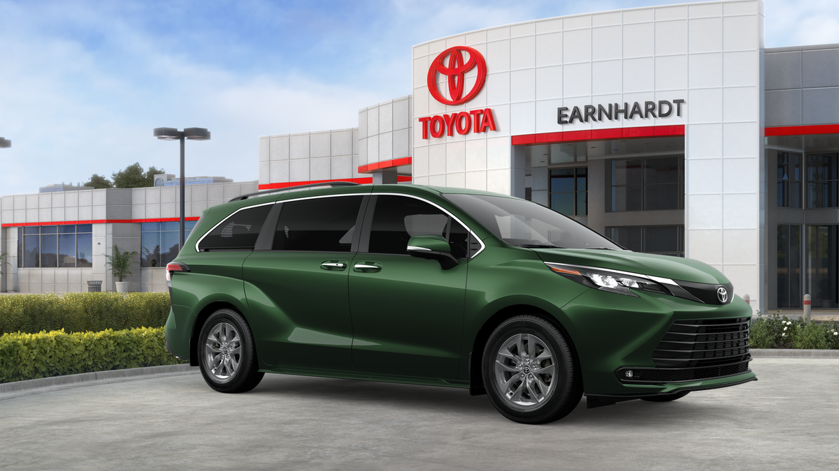 2026 Toyota Sienna XLE