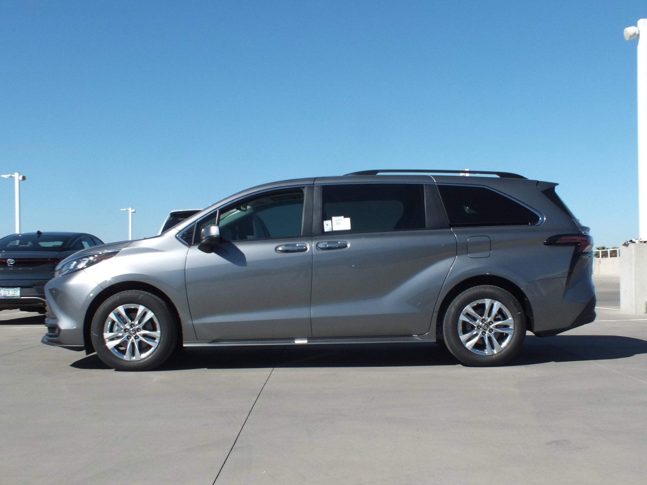 2026 Toyota Sienna XLE