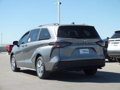2026 Toyota Sienna XLE
