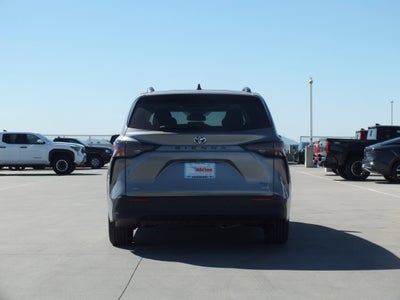 2026 Toyota Sienna XLE