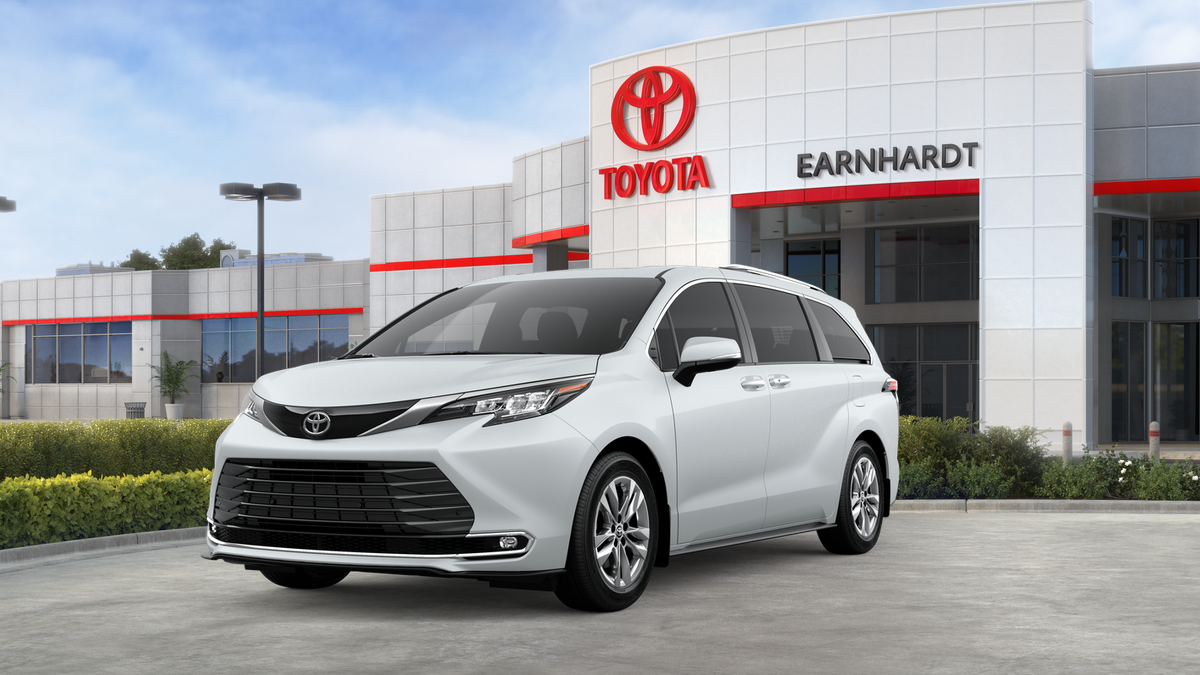 2026 Toyota Sienna's photo