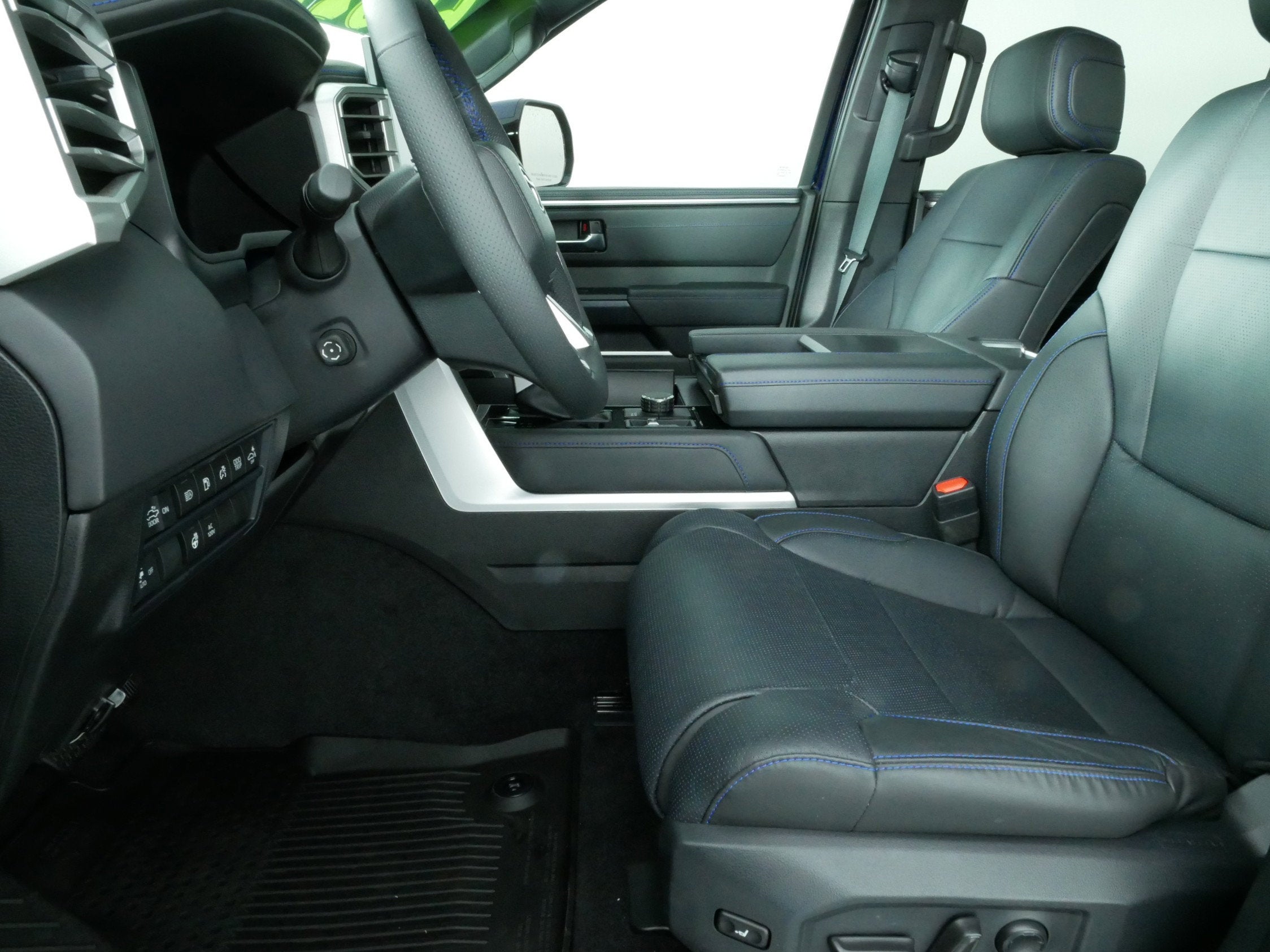 2025 Toyota Tundra i-FORCE MAX Tundra Platinum