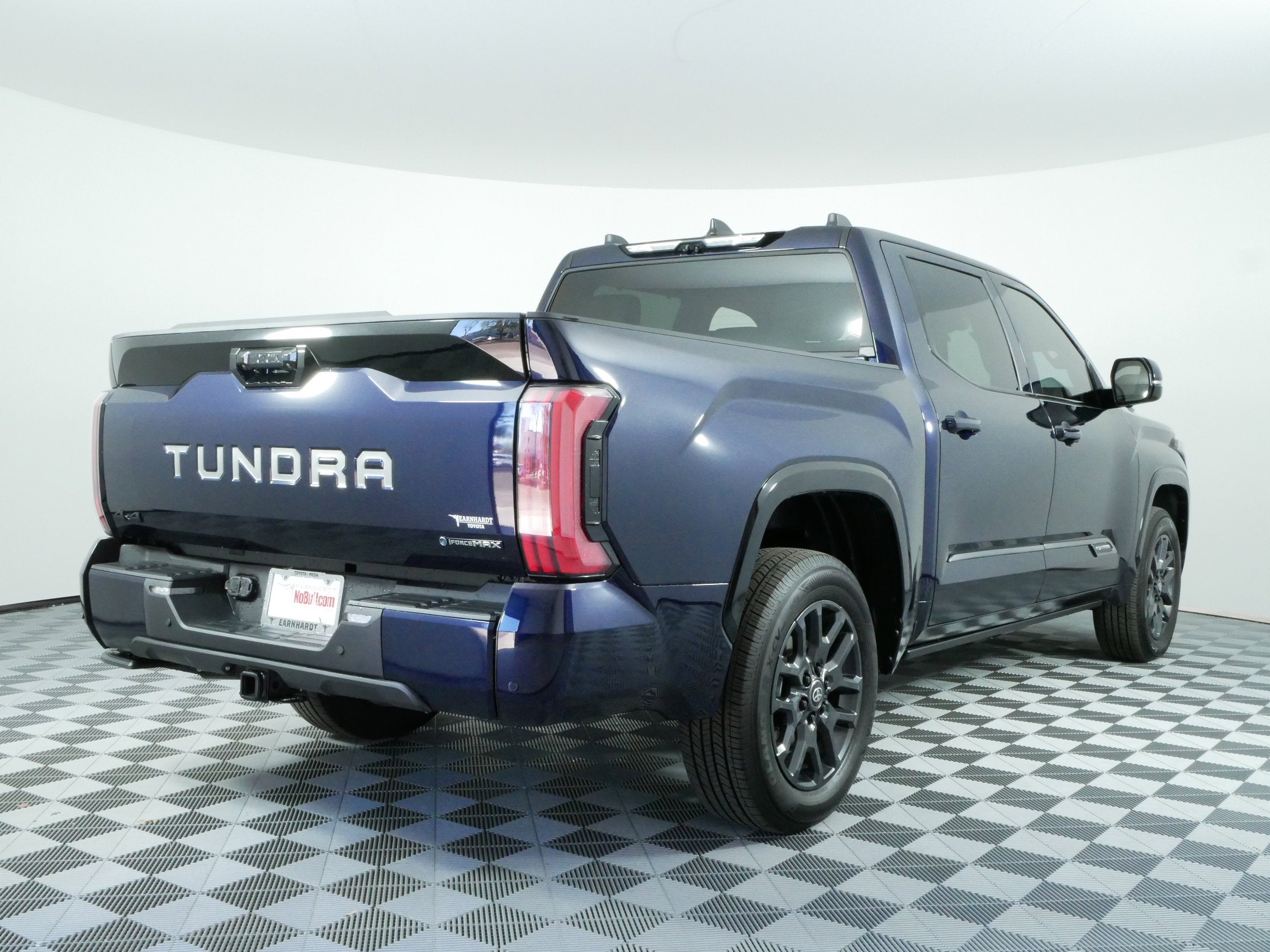 2025 Toyota Tundra i-FORCE MAX Tundra Platinum