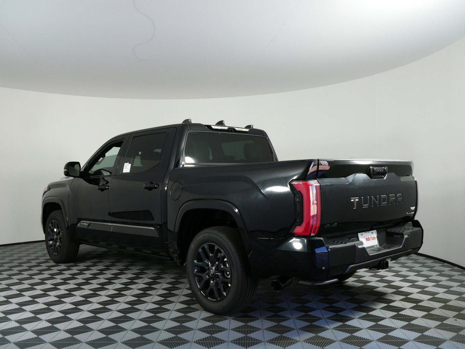 2026 Toyota Tundra i-FORCE MAX Tundra Platinum