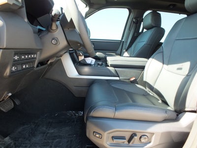 2026 Toyota Tundra i-FORCE MAX Tundra Platinum