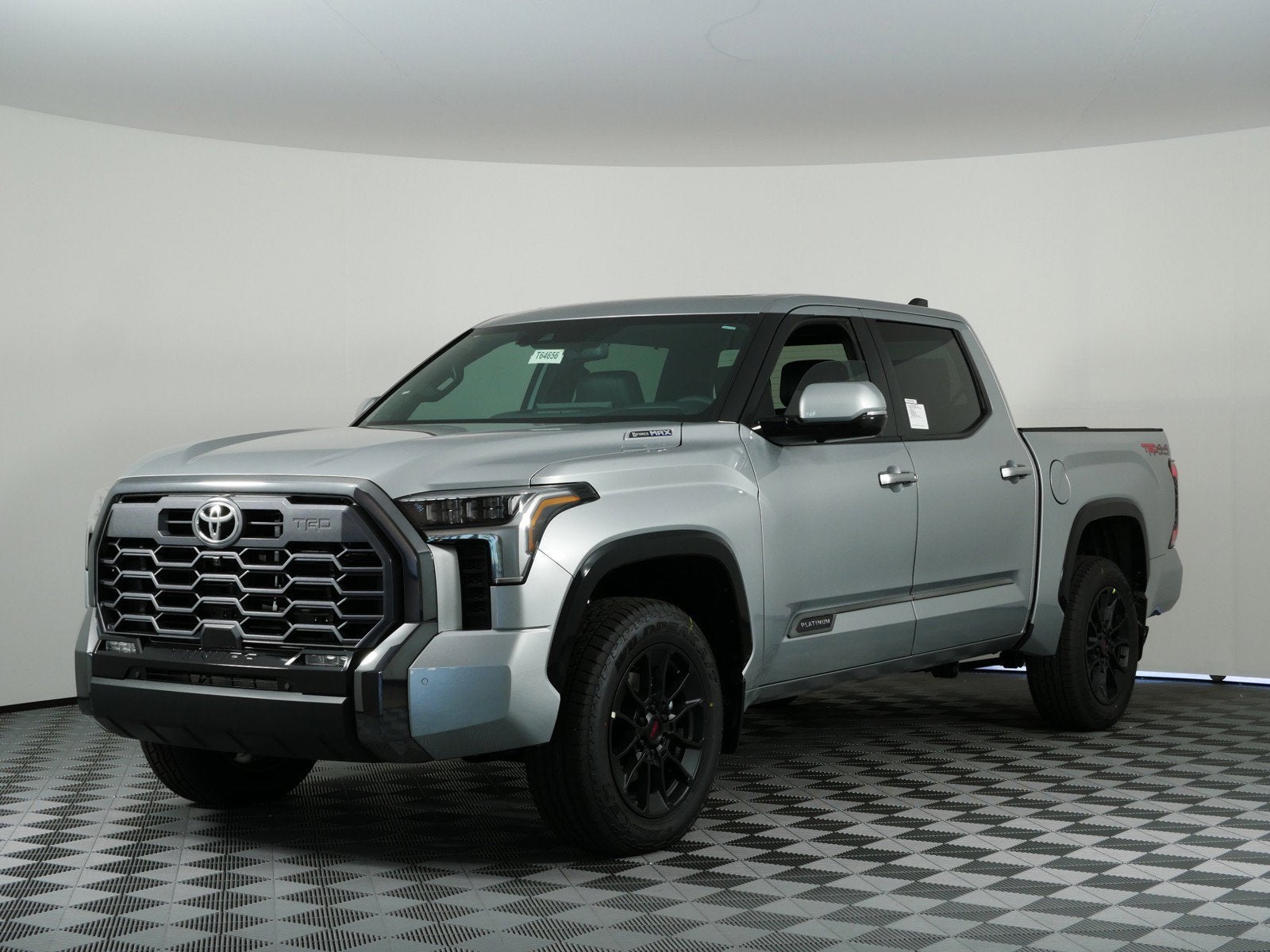 2026 Toyota Tundra i-FORCE MAX Tundra Platinum