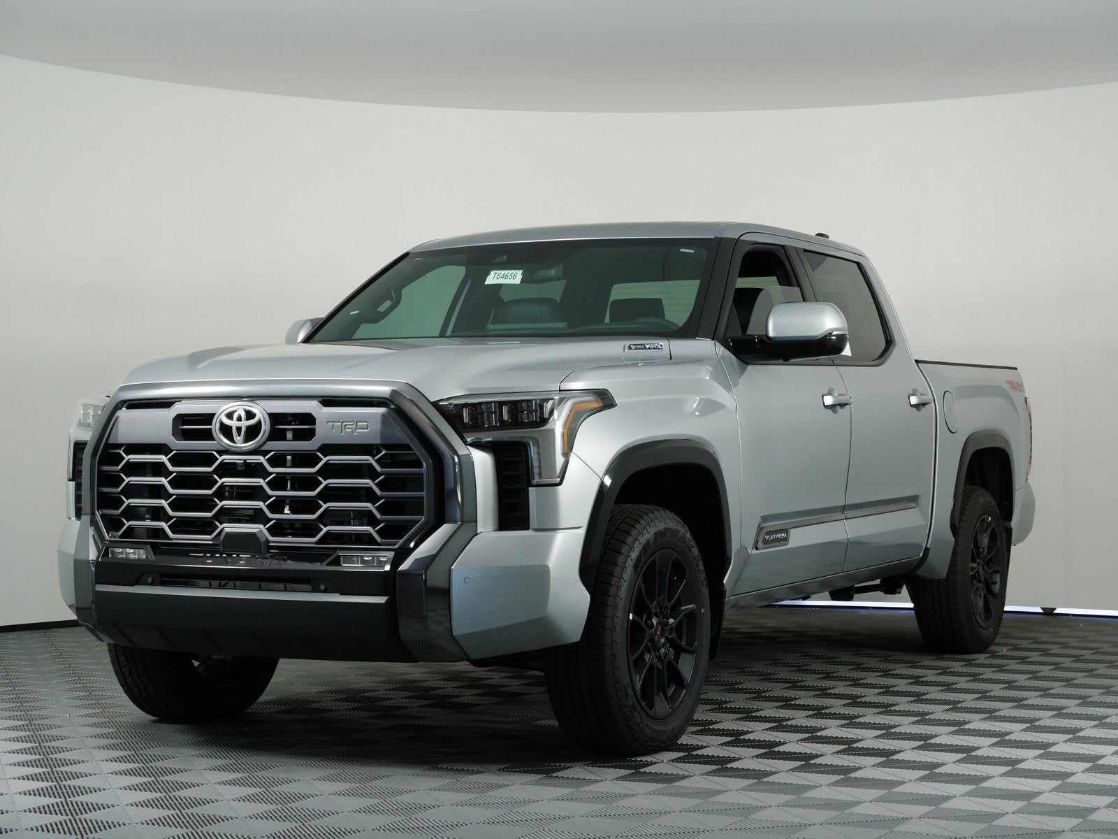 2026 Toyota Tundra i-FORCE MAX Tundra Platinum