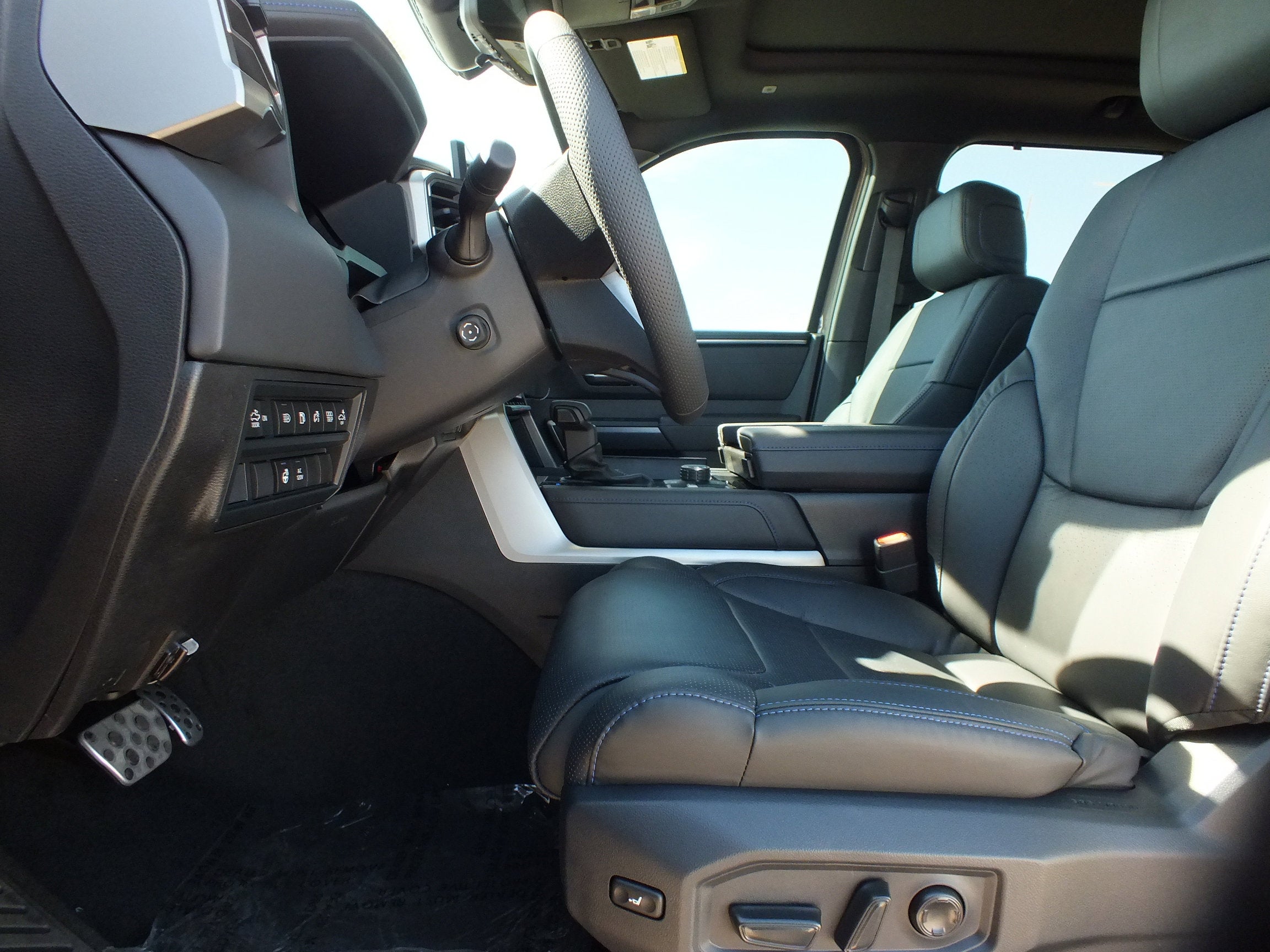 2026 Toyota Tundra i-FORCE MAX Tundra Platinum