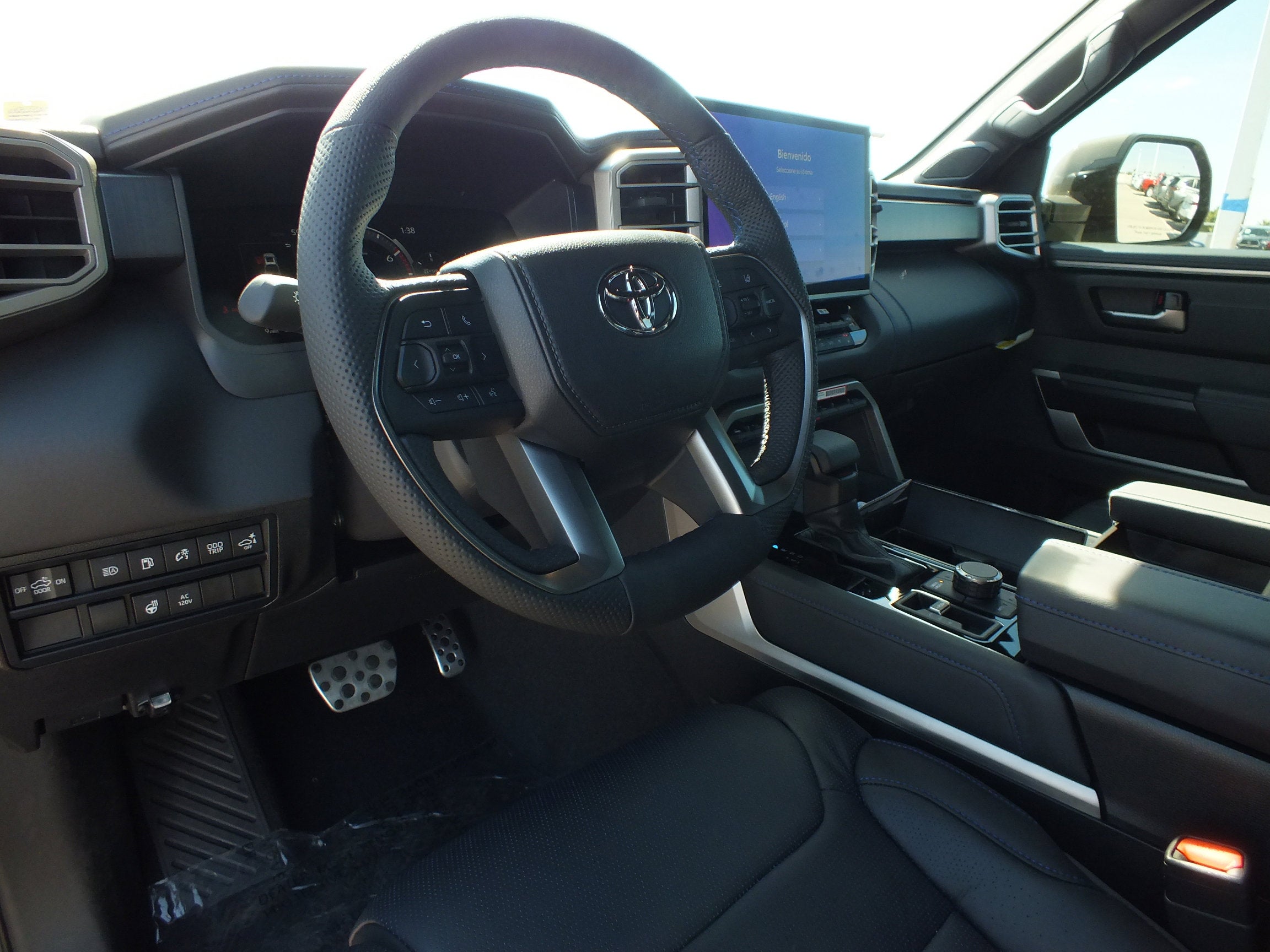 2026 Toyota Tundra i-FORCE MAX Tundra Platinum