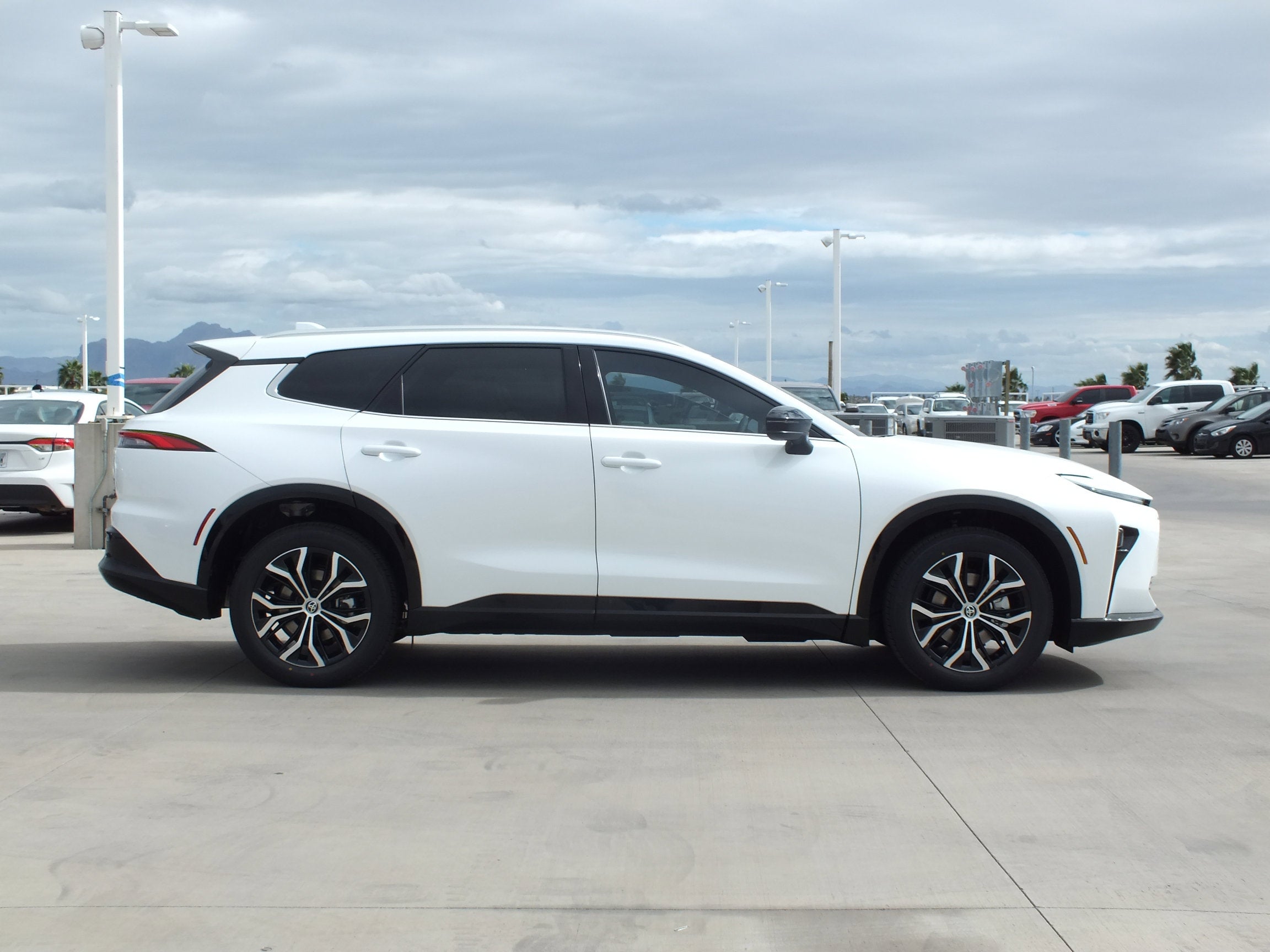 2026 Toyota Toyota Crown Signia XLE