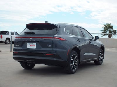 2026 Toyota Toyota Crown Signia XLE