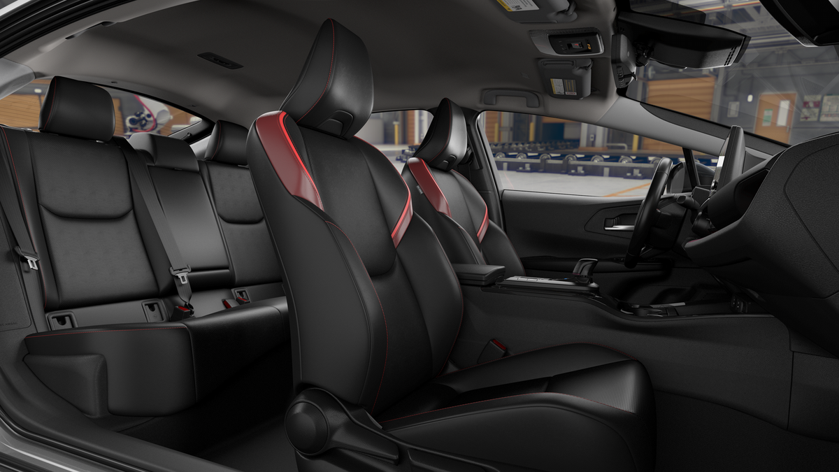 2027 Toyota Prius Plug-in Hybrid XSE Premium