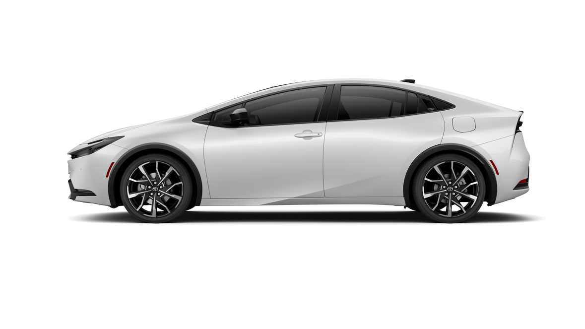 2027 Toyota Prius Plug-in Hybrid XSE Premium