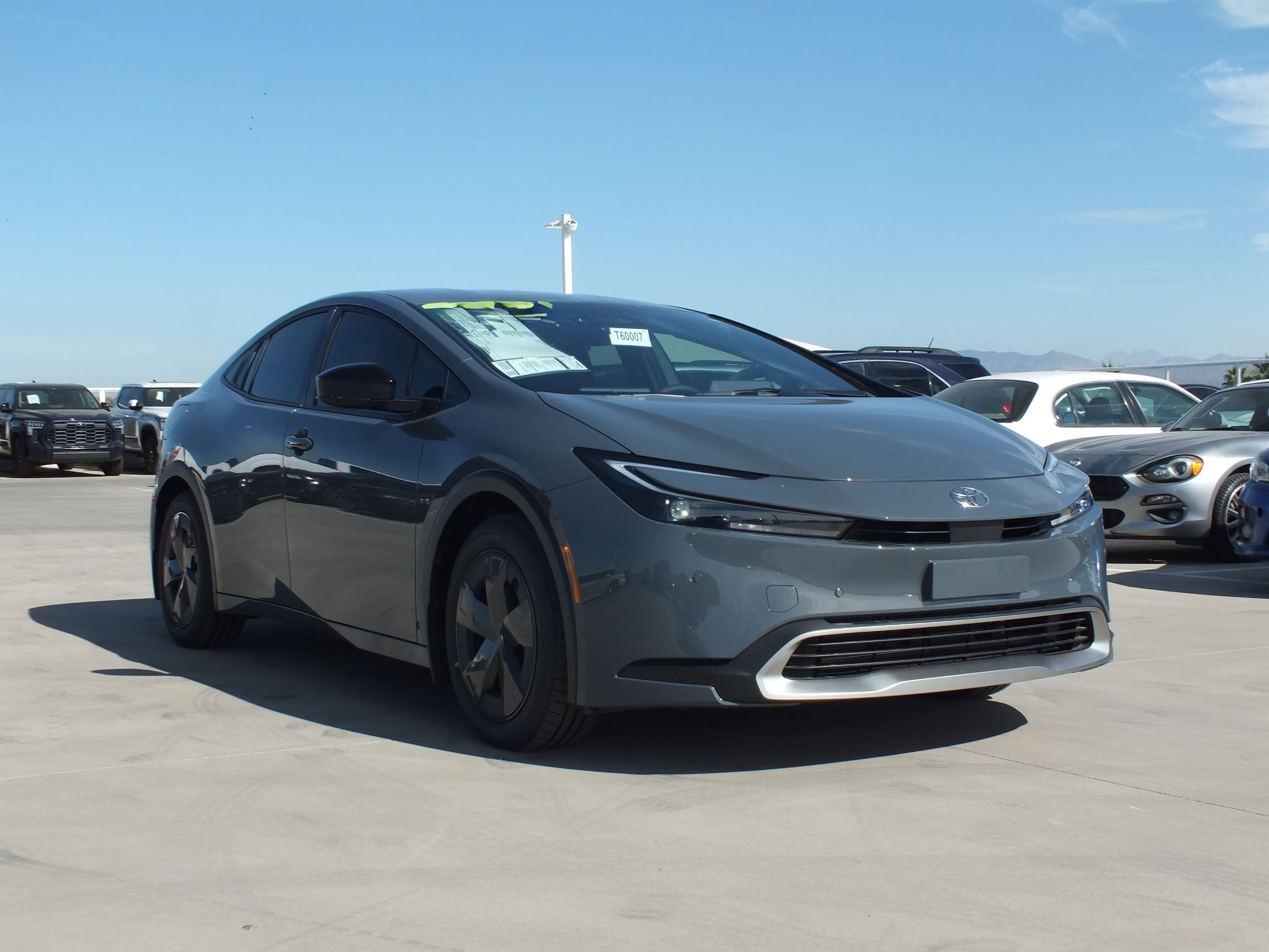 2026 Toyota Prius Plug-in Hybrid SE