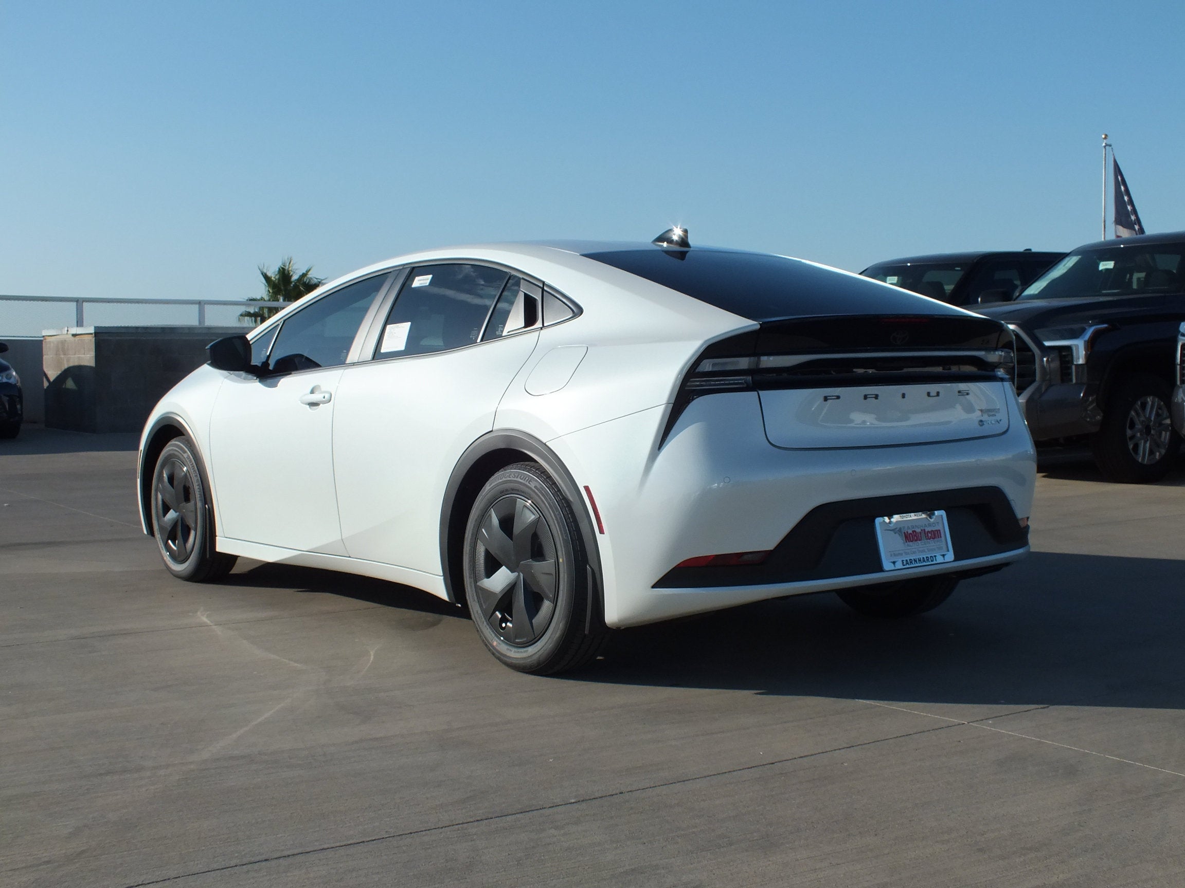 2026 Toyota Prius Plug-in Hybrid SE