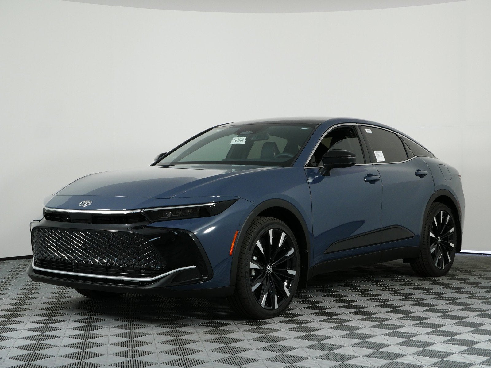 2026 Toyota Toyota Crown Platinum