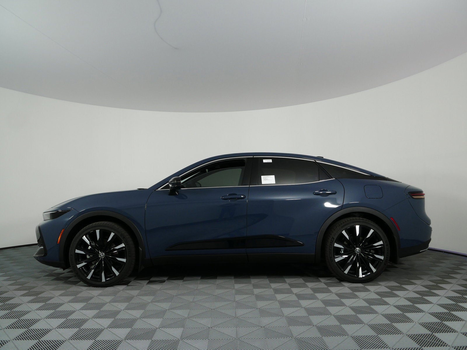 2026 Toyota Toyota Crown Platinum