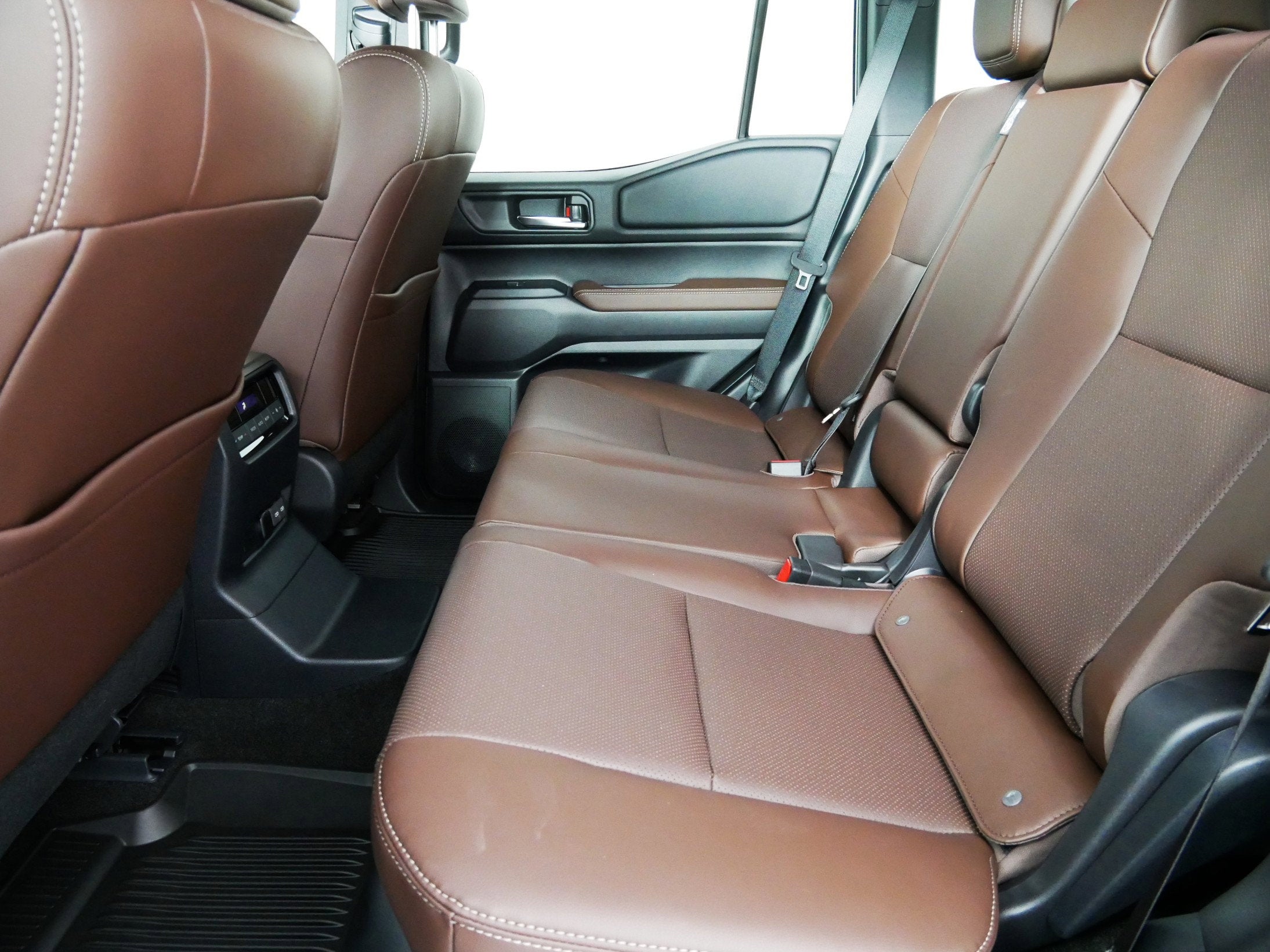 2026 Toyota Land Cruiser 4WD (Natl)