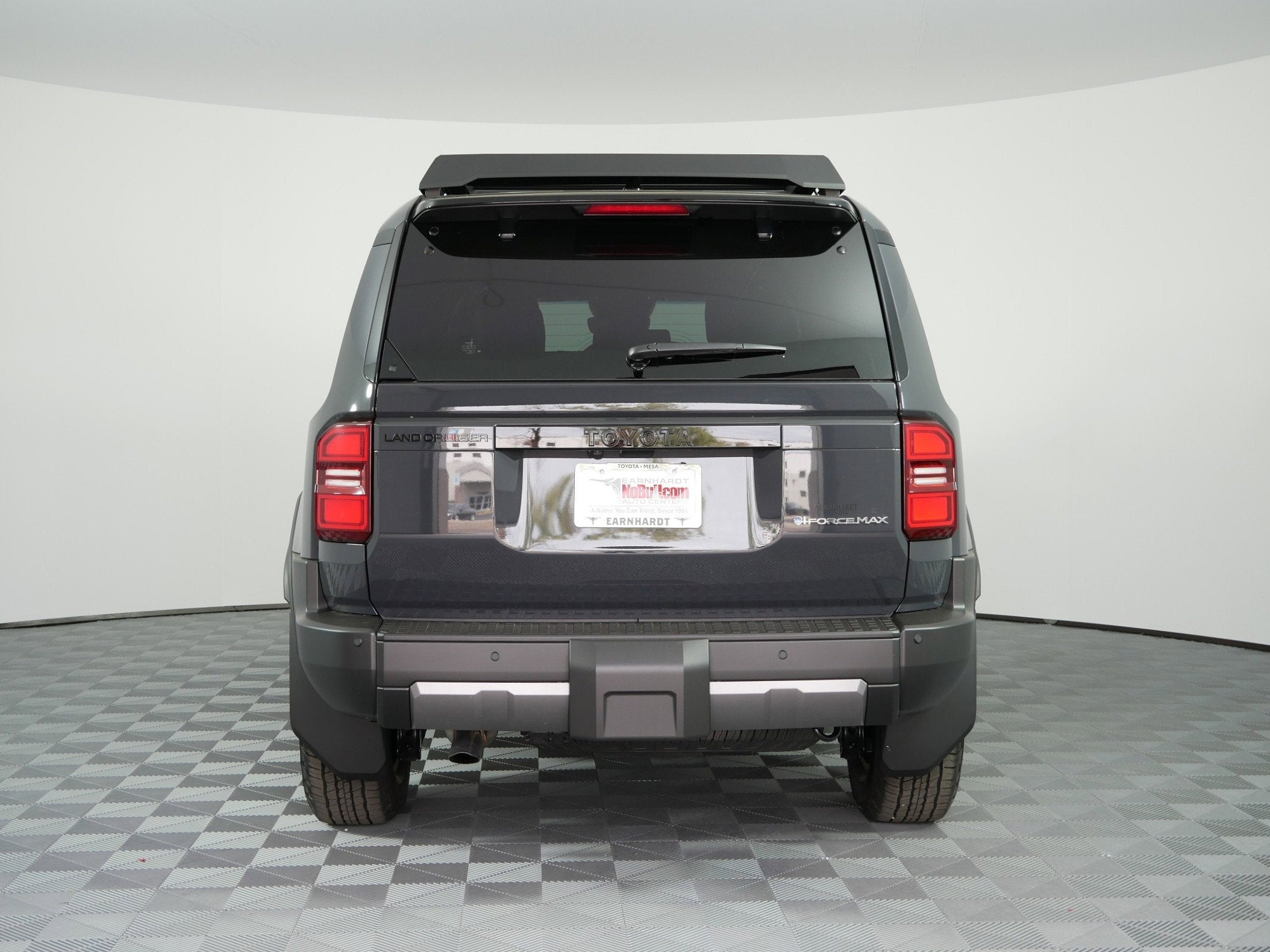 2026 Toyota Land Cruiser 4WD (Natl)