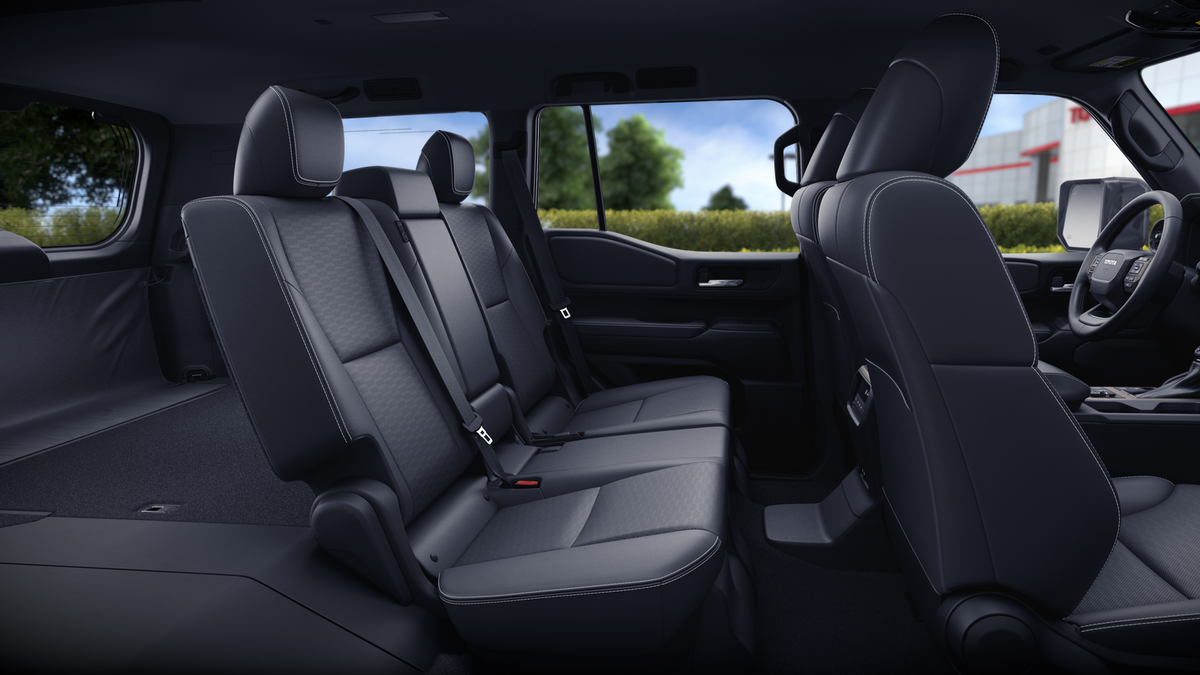 2026 Toyota Land Cruiser 4WD (Natl)