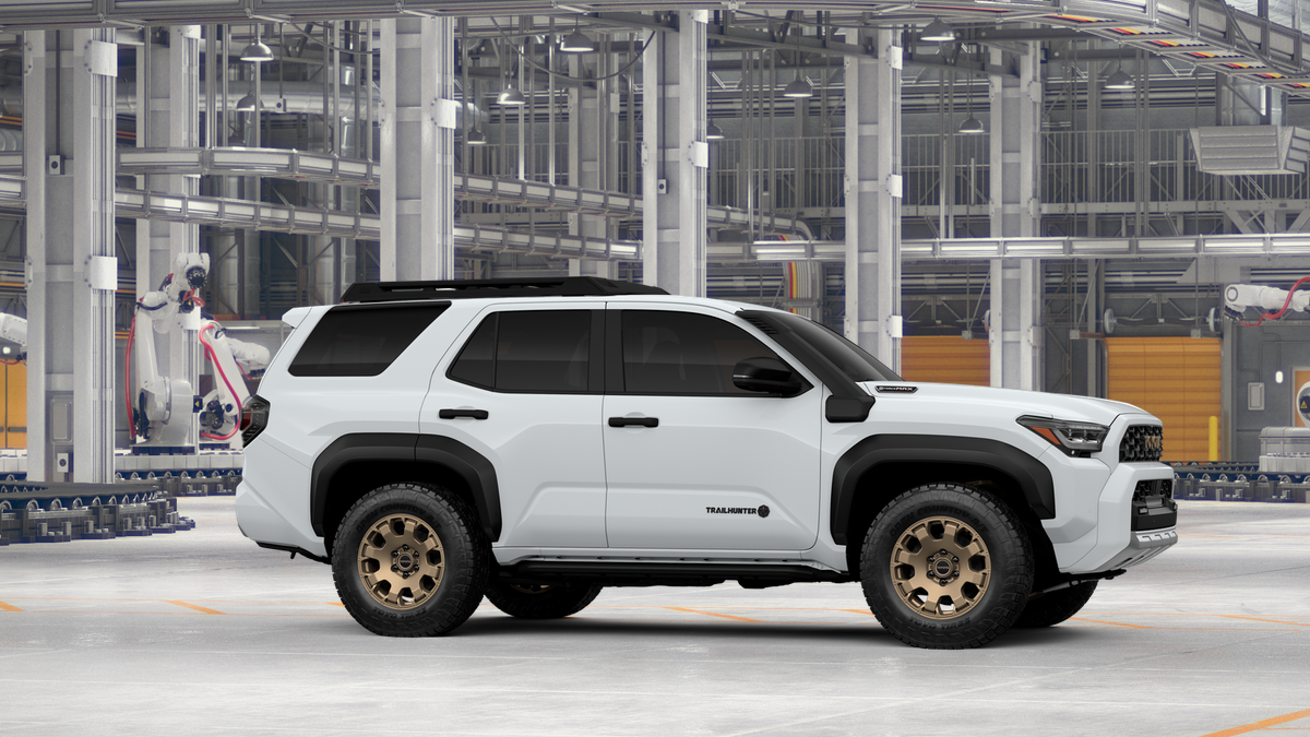 2026 Toyota 4Runner i-FORCE MAX 4Runner Trailhunter