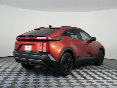 2026 Toyota C-HR SE