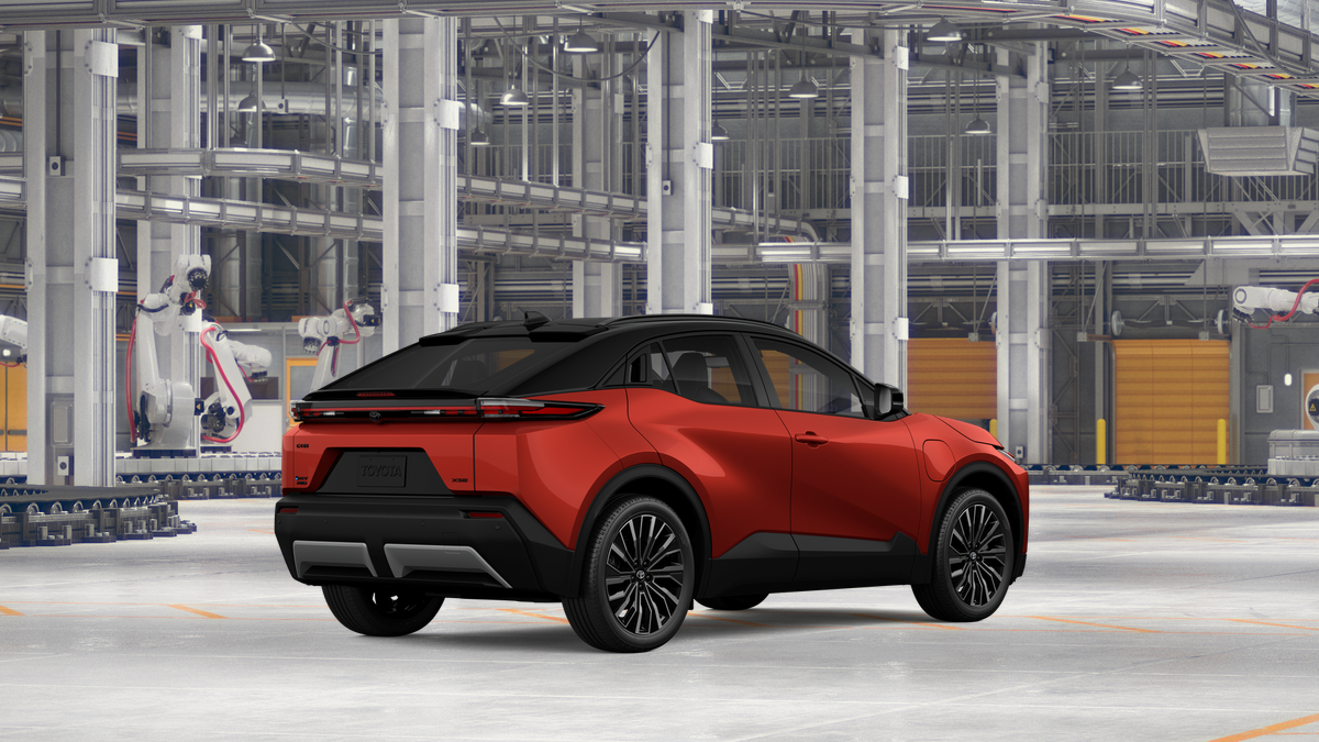 2027 Toyota C-HR XSE