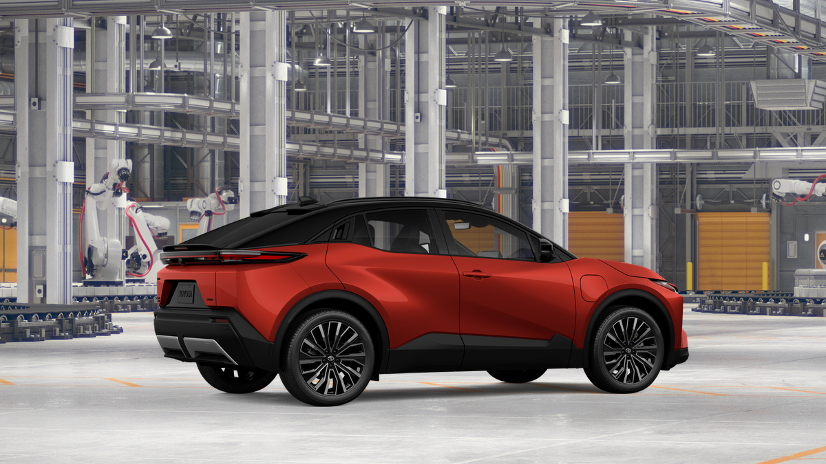 2027 Toyota C-HR XSE