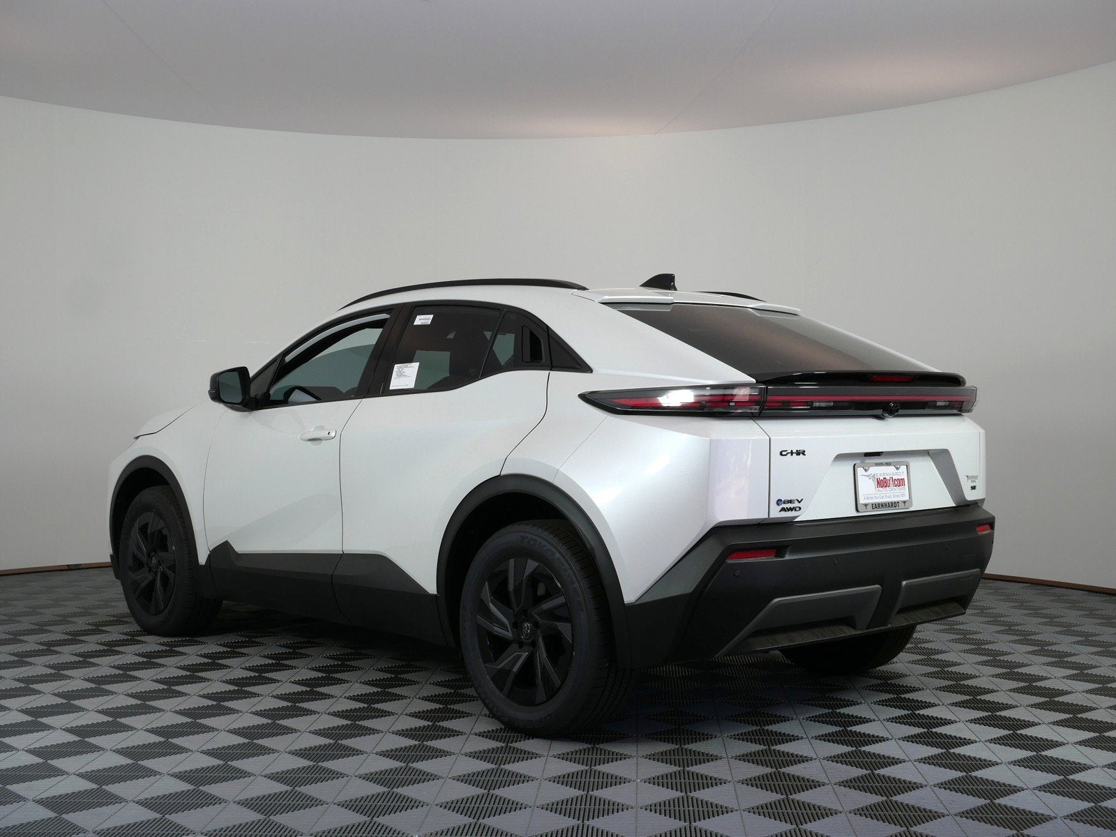 2026 Toyota C-HR SE
