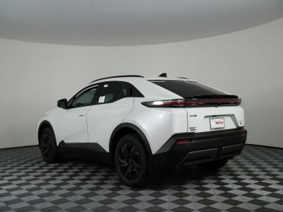 2026 Toyota C-HR SE