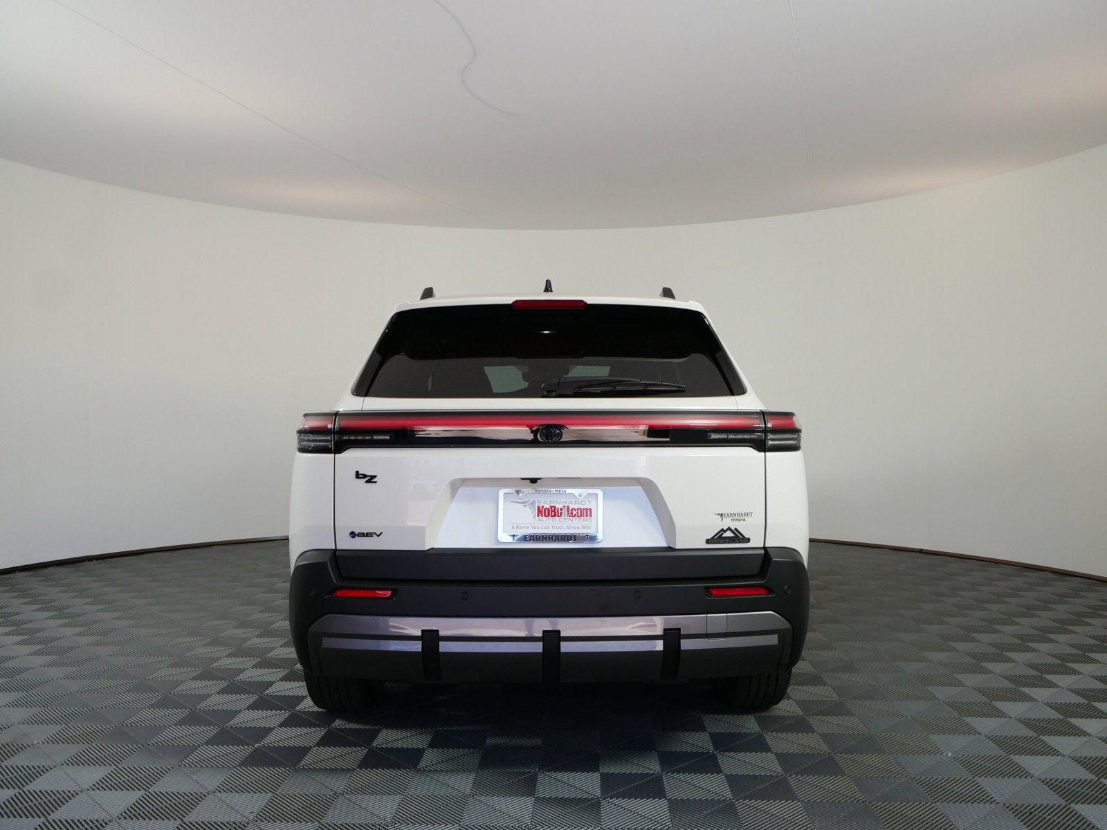 2026 Toyota bZ Woodland AWD (Natl)
